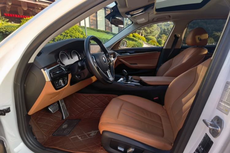 Used BMW 5 Series 2018 528Li Launch Special Edition
