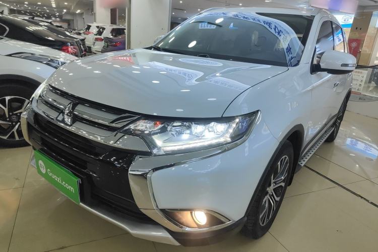 Used Mitsubishi Outlander 2018 2.4L 4x4 Elite Edition 5 Seats