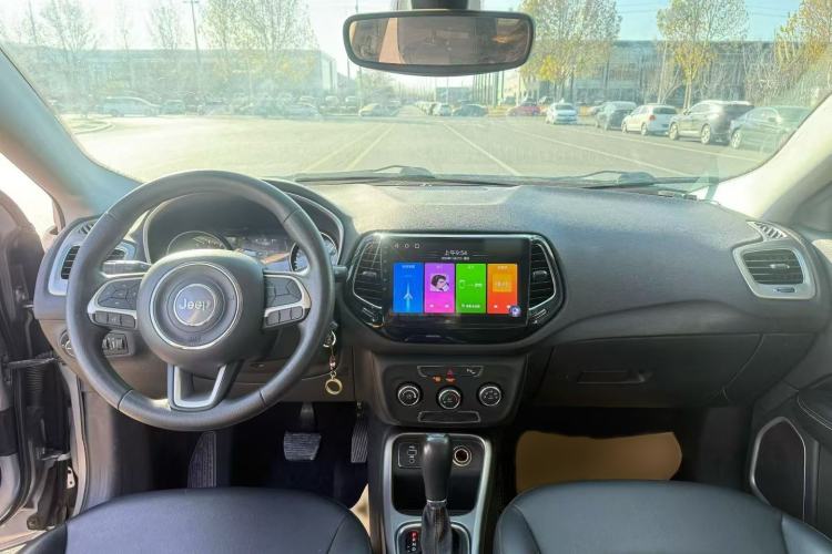 Used  Compass 2017 200T Automatic Comfort Edition
