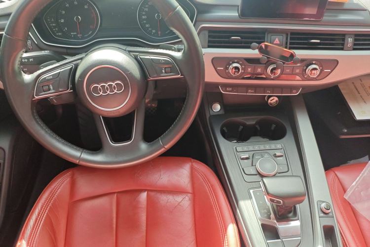 Used Audi A4L 2018 30th Anniversary Edition 40 TFSI Trendy Model