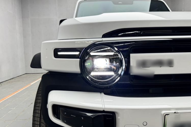 Used  V23 2025 550 Two-Wheel Drive Intelligent Driving Version
