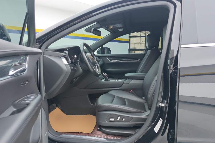 Used Cadillac XT5 2021 2.0T Two-Wheel Drive Luxury Version
