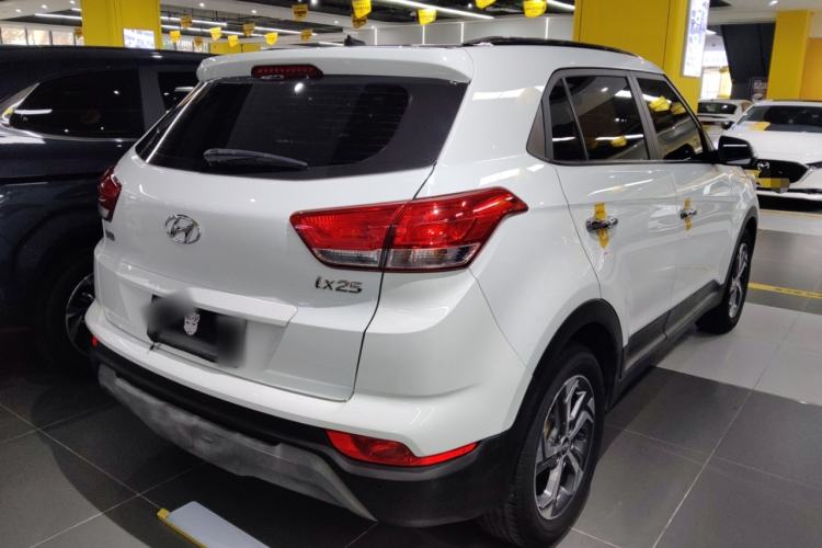 Used Hyundai ix25 2017 1.6L Automatic Smart Version
