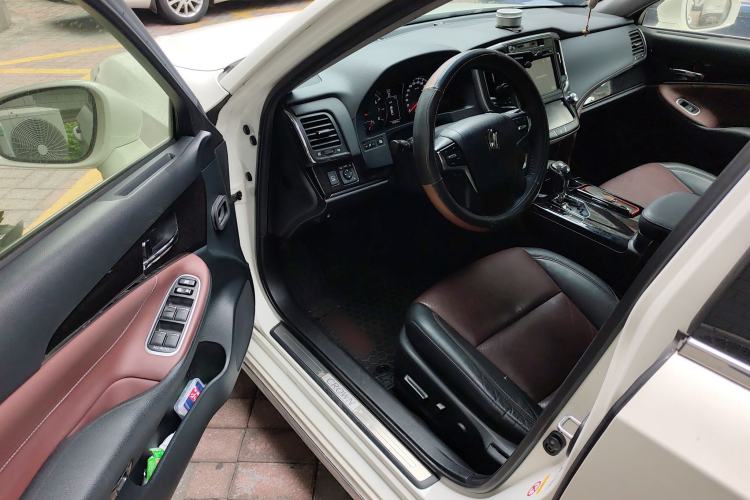 Used Toyota Crown 2018 2.0T Sport Edition
