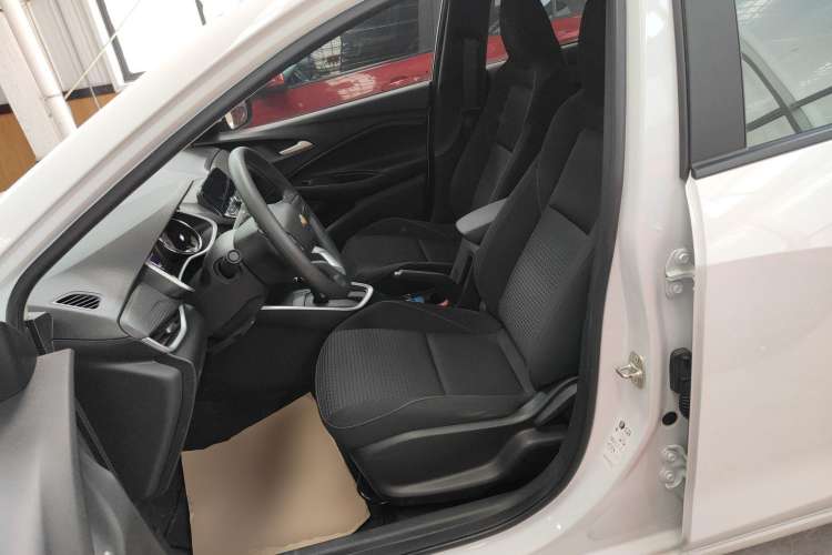 Used Chevrolet Cavalier 2022 325T Automatic Enjoyment Edition