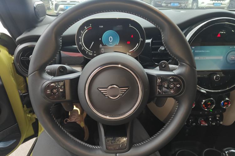 Used  MINI 2023 Second Facelift 2.0T COOPER S CABRIO Artist
