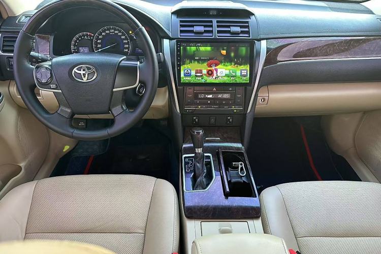 Used Toyota Camry 2016 2.0G 10th Anniversary Leading Edition