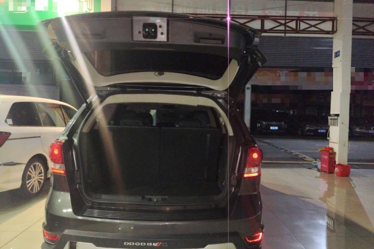 Used Dodge Journey 2015 2.0TD Four-Wheel Drive Luxury Edition
