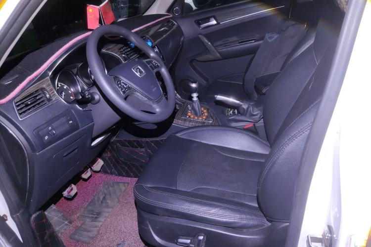 Used Zotye T600 2016 1.5T Manual Luxury Edition
