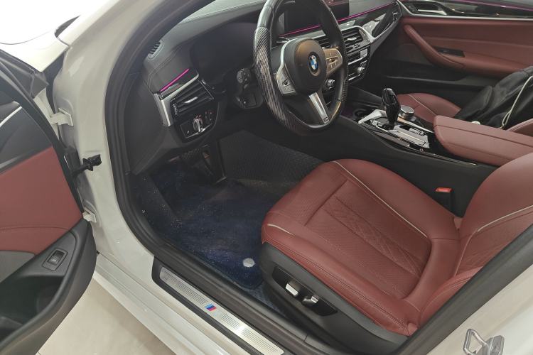 Used BMW 5 Series 2022 Second Facelift 525Li M Sport Package