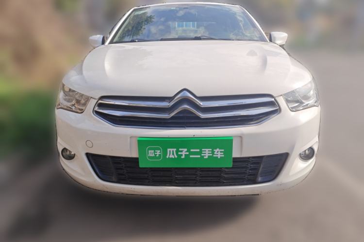 Used Citroen Elysee 2015 Zhishang Edition 1.6L Manual Fashion Model
