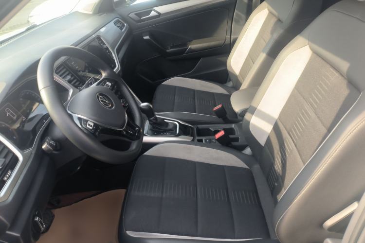 Used Volkswagen T-ROC 2021 280TSI DSG Two-Wheel Drive Elite Connect Edition