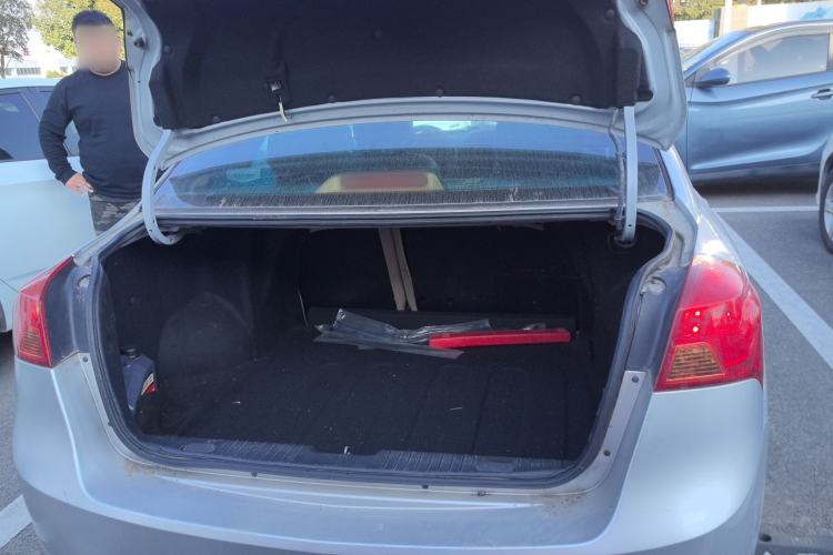 Used Buick Excelle 2013 1.5L Automatic Classic Model
