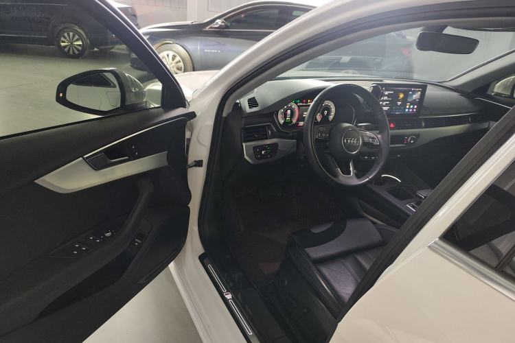 Used Audi A4L 2022 40 TFSI Fashion Dynamic Model