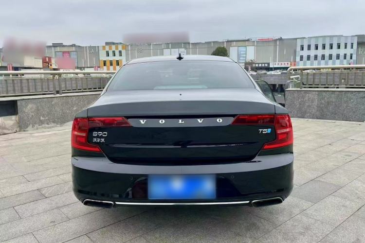 Used Volvo S90 2018 T4 Zhiyi Edition
