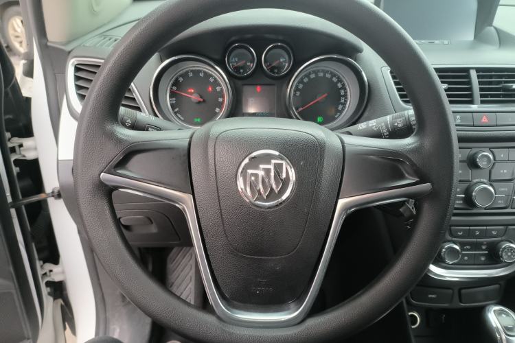 Used Buick Encore 2015 1.4T Automatic Two-Wheel Drive Urban Elite Version
