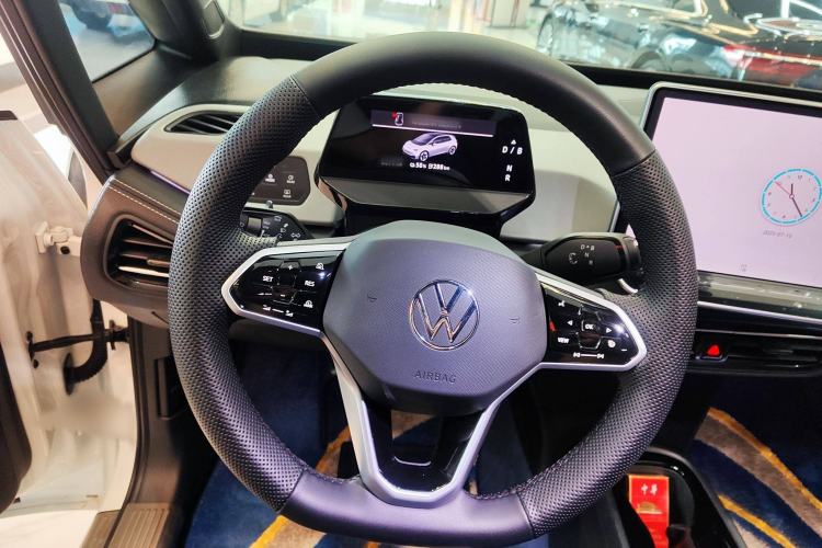 Used Volkswagen ID.3 2025 Smart Edition Outstanding Model
