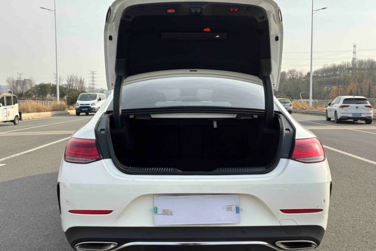 Used Mercedes-Benz CLS 2021 CLS 300 Luxury Model