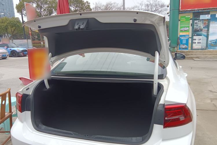 Used Volkswagen Lamando 2021 230TSI DSG Fashion Edition
