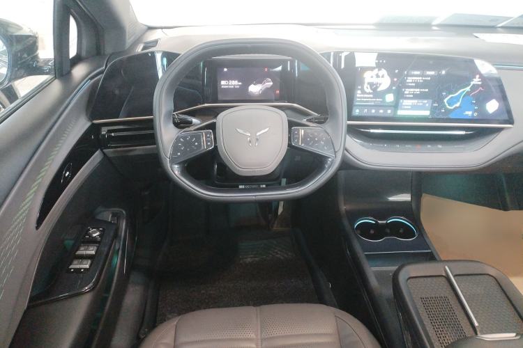 Used Hongqi EH7 2024 690 Pro
