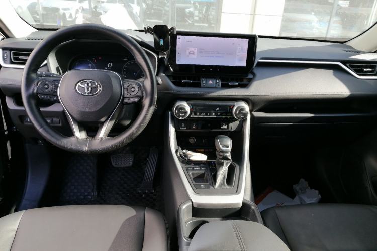 Used Toyota RAV4 2023 Dual-Engine 2.5L E-CVT Two-Wheel Drive Elite Plus Edition
