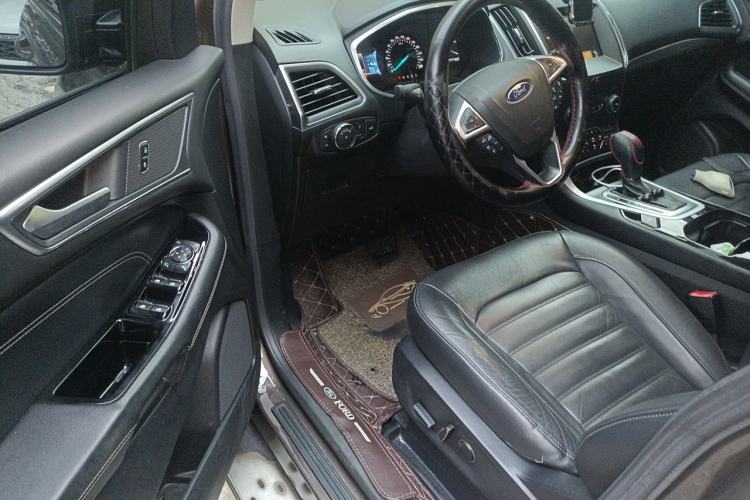 Used Ford Edge 2015 2.0T GTDi 4x4 High-Grade Model
