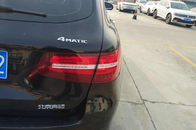 Used Mercedes-Benz GLC 2019 Facelift GLC 260 L 4MATIC Luxury Model
