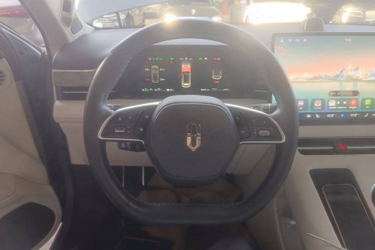 Used Hima AITO M5 2022 Extended-Range Four-Wheel Drive Flagship Edition
