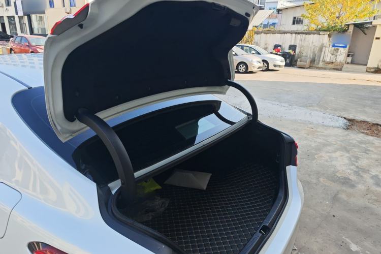 Used Toyota Camry 2021 2.0G Luxury Edition
