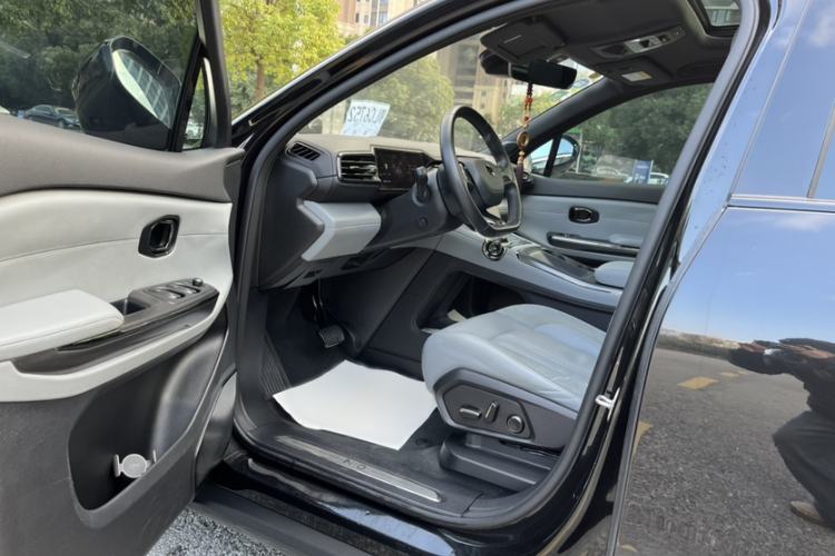 Used Nio ES6 2019 430 km Performance Version
