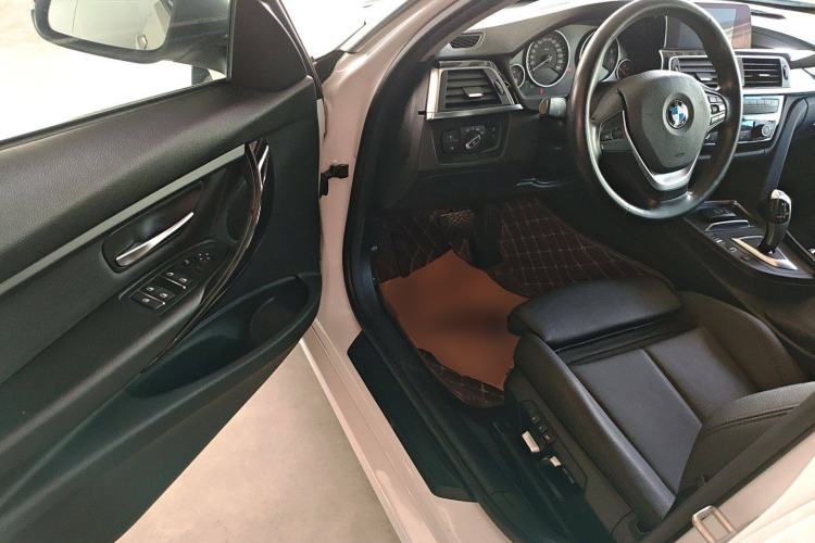 Used BMW 3 Series 2018 318Li
