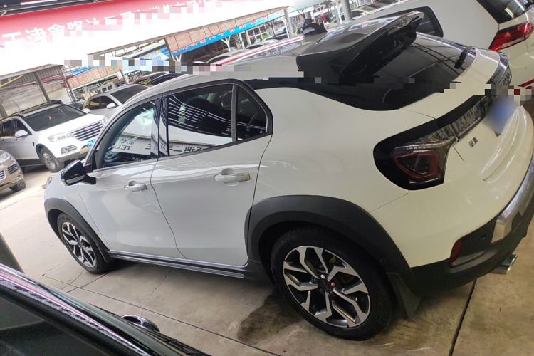 Used Lynk & Co 02 2019 1.5T DCT Two-Wheel Drive Pro Edition China VI Standard
