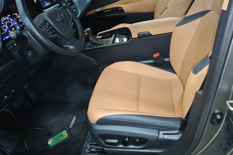 Used Lexus ES 2023 200 Excellence Edition