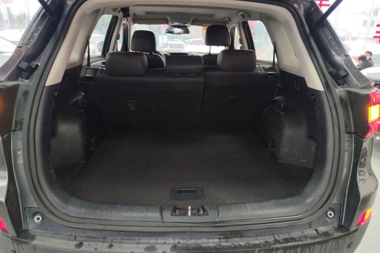 Used Changan CS75 2017 Shangkui Edition 1.5T Manual Fengxiang Model
