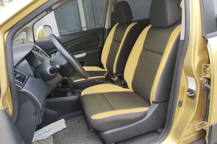 Used Venucia R50X 2013 1.6L Automatic Model
