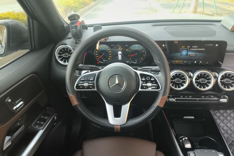 Used Mercedes-Benz GLB 2022 Second Facelift GLB 200 Fashion Edition
