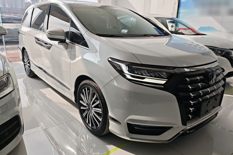 Used Honda Elysion 2022 2.0L eHEV Luxury Edition
