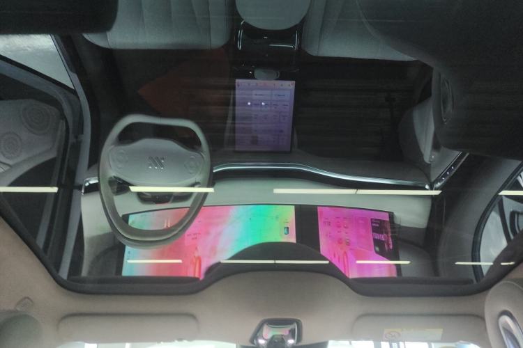 Used  L7 2022 Dynamic Model