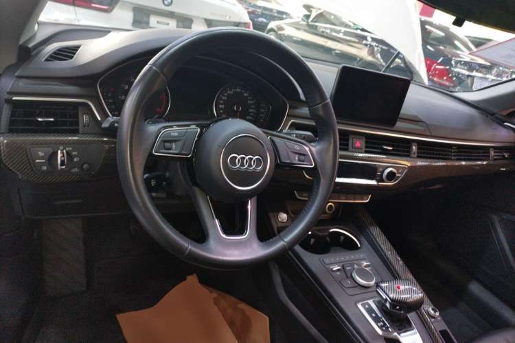 Used Audi A5 2017 Coupe 40 TFSI Fashion Model

