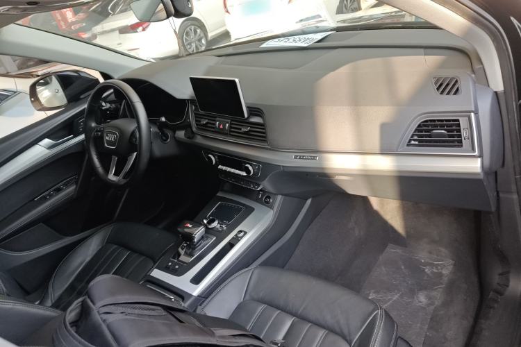 Used Audi Q5L 2020 Updated 40 TFSI Prestige Fashion Edition
