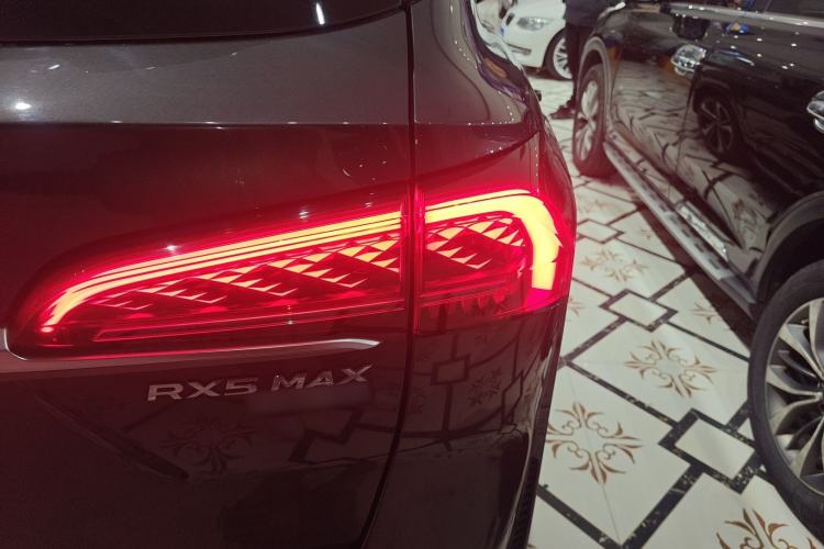 Used Roewe RX5 MAX 2022 2.0T Automatic Zhiwei Zunrong Edition
