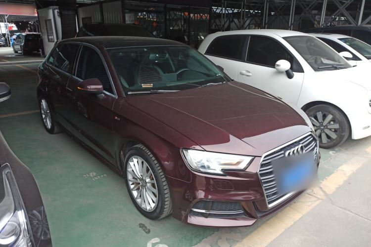 Used Audi A3 2018 30th Anniversary Edition Sportback 35 TFSI Fashion Model
