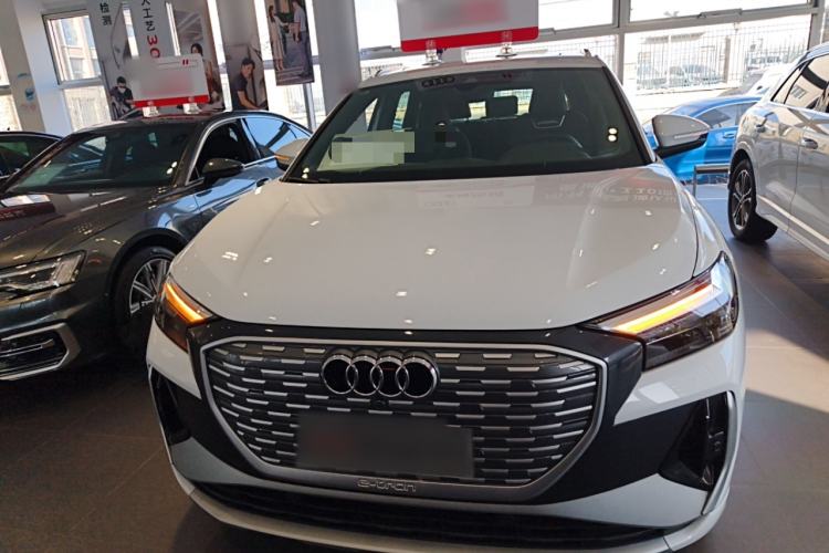 Used Audi Q4 e-tron 2023 40 e-tron Adventure Edition
