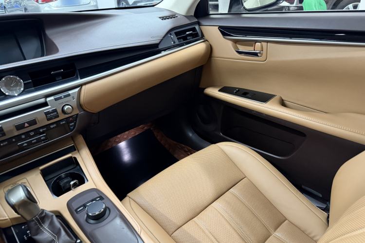 Used Lexus ES 2015 200 Elite Edition