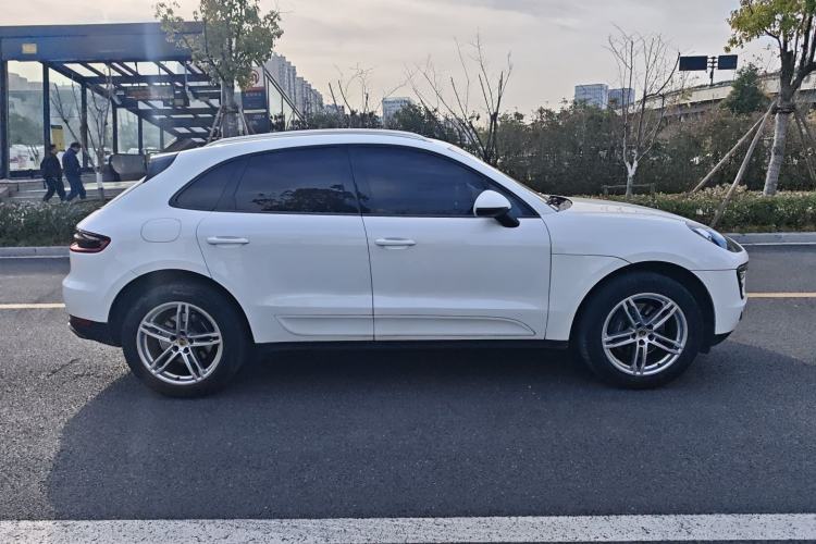 Used Porsche Macan 2014 Macan 2.0T
