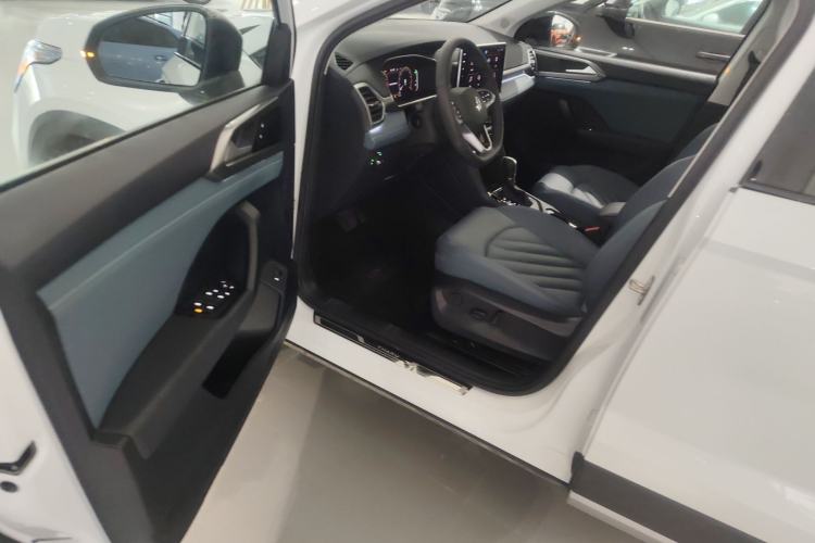 Used Volkswagen Tharu 2024 300TSI Two-Wheel-Drive Moon Luxury Edition