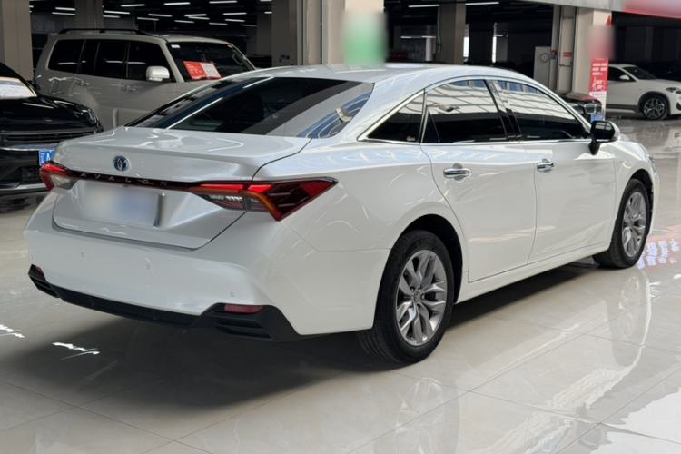 Used Toyota Avalon 2019 Dual-Engine 2.5L Luxury Edition China VI Standard
