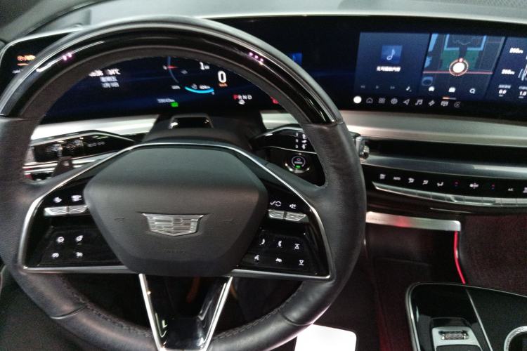 Used Cadillac LYRIQ 2022 Rear-Drive Long-Range Luxury Edition