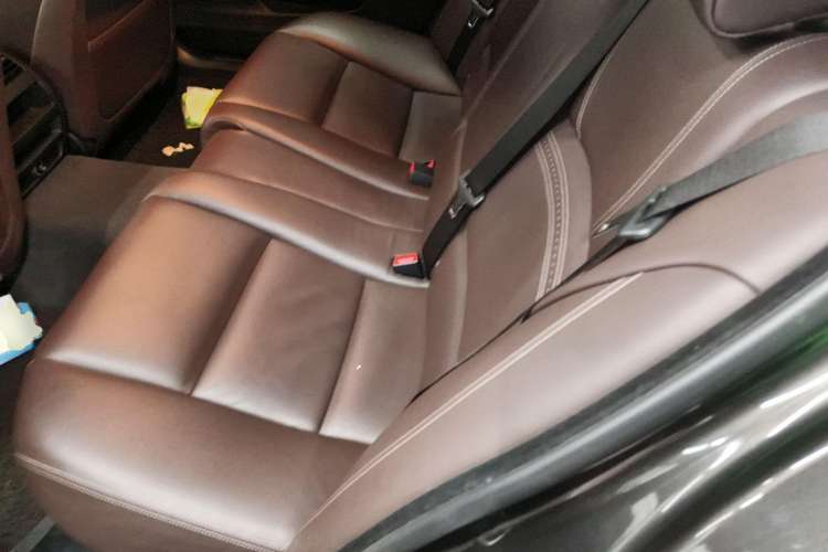 Used BMW 5 Series 2014 525Li Luxury Design Package
