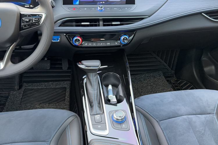 Used Buick Velite 6 2020 Plug-in Hybrid Connected Smart Edition
